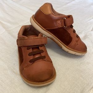 Leather Stride Rite Charlie Sneakers | Red / Brown | Size 7